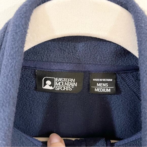 Easter Mountain Sports Men's Navy Blue 1/2 zip Fleece Pullover Size M - Picture 3 of 6